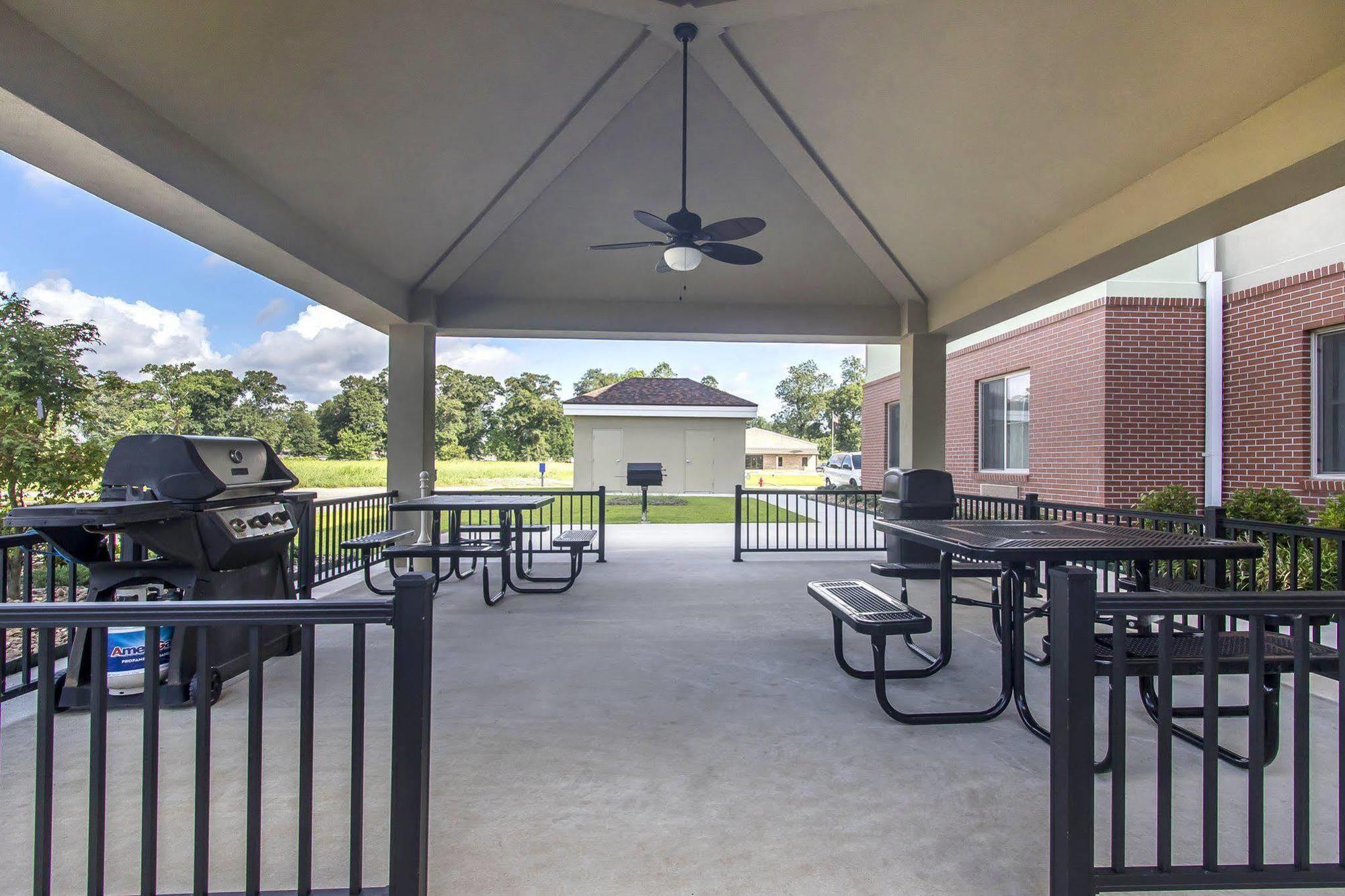 Suburban Studios Donaldsonville - Gonzales Esterno foto